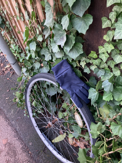 Black Glove 42 Black Glove 42